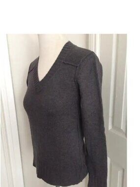 Banana Republic Merino Wool Sweater Women Gray V Neck Size S